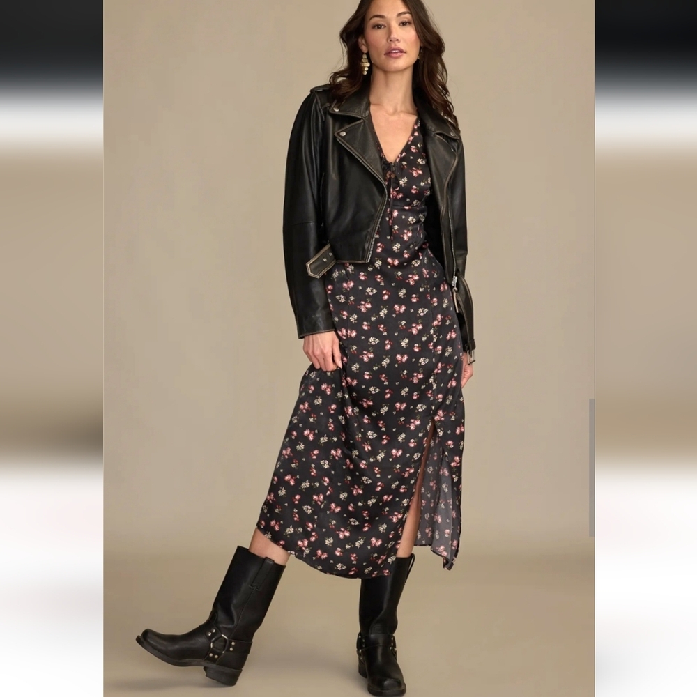 NWT Lucky Brand Black Floral Flutter Sleeve Midi Dress Boho Front Slit Size XS - Picture 4 of 6